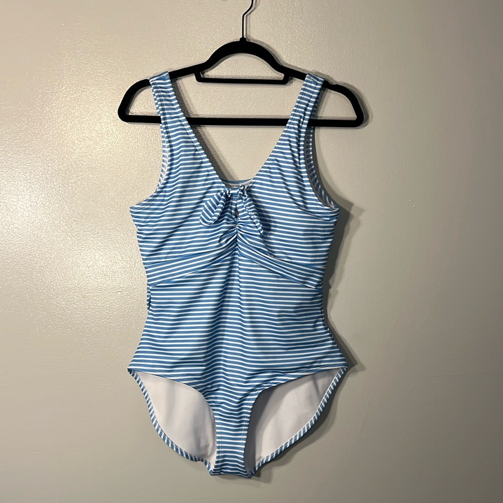 Outdoor Oasis Blue & White Striped One Piece Bathing Suit Sz Large